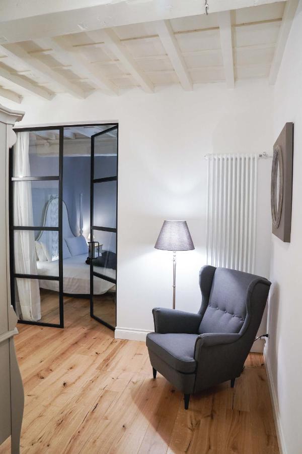 Art Apartment Black & White Suite Florença Exterior foto